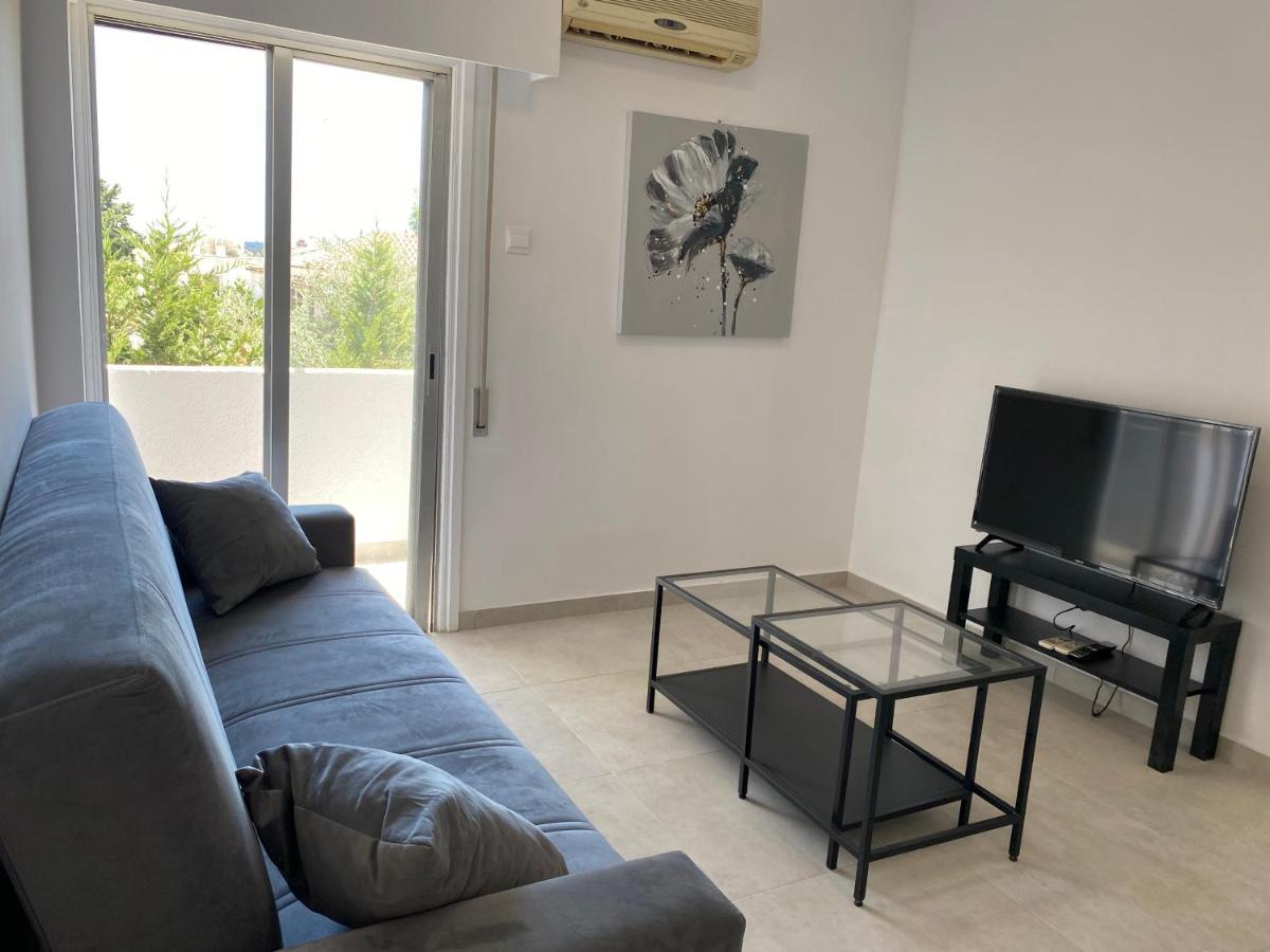 1-bedroom With View Apartment